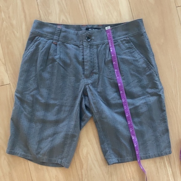 ARCTERYX women’s shorts - Picture 9 of 11